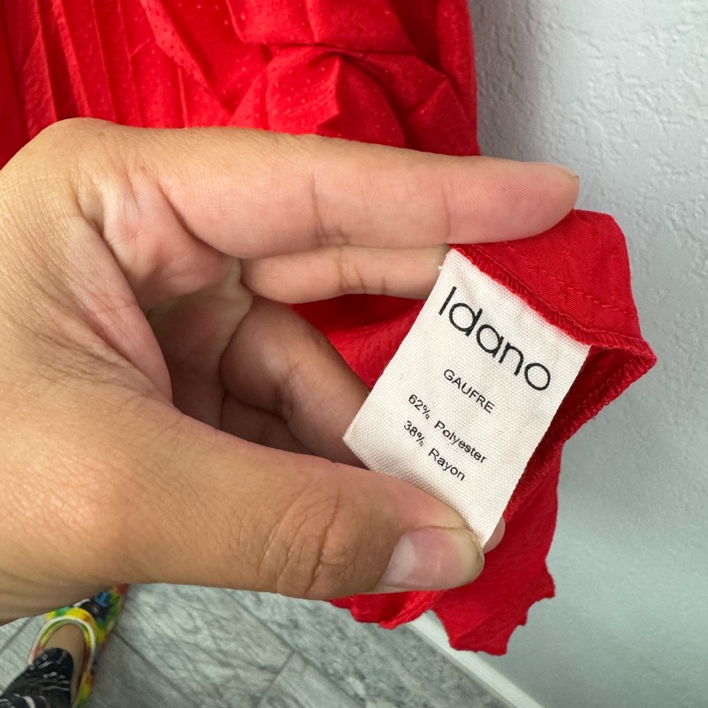 Idano Vibrant Red Pleated High Waist Midi Skirt - Picture 2 of 7